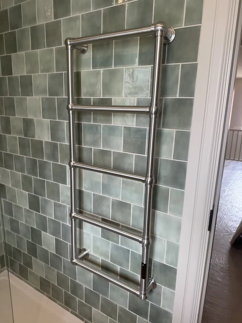 Traditional towel radiator