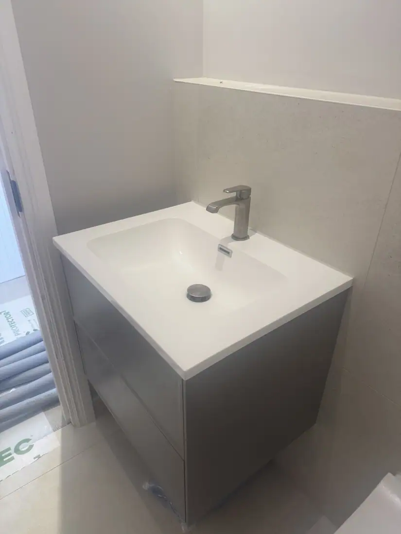 Vanity unit and basin